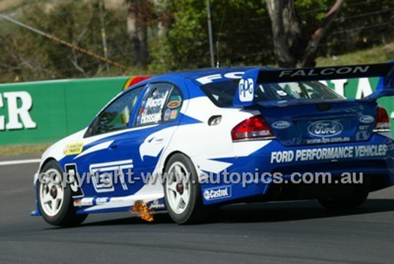 Bathurst 1000, 2003 -  Photographer Marshall Cass - Code 03-MC-B03-222