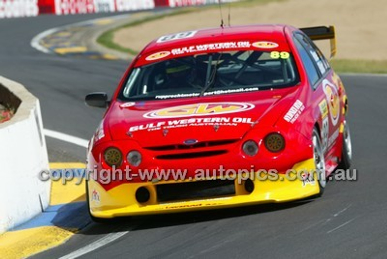 Bathurst 1000, 2003 -  Photographer Marshall Cass - Code 03-MC-B03-234