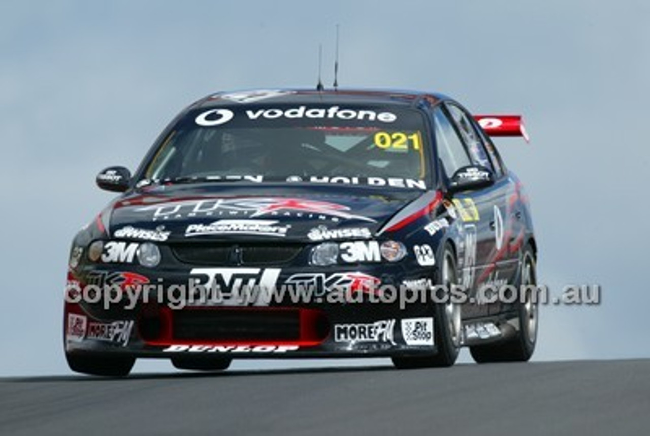 Bathurst 1000, 2003 -  Photographer Marshall Cass - Code 03-MC-B03-288
