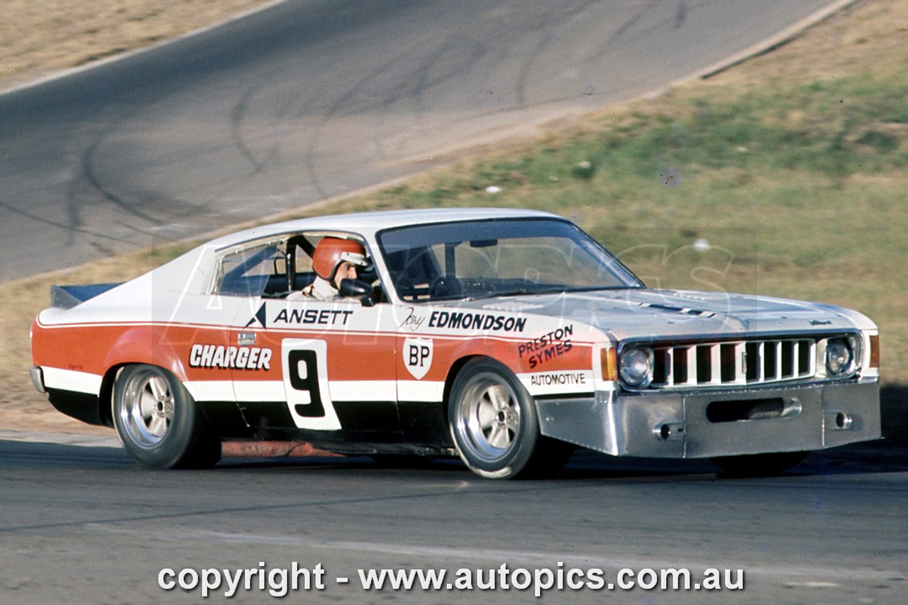 74009 - Tony Edmondson, Oran Park Raceway, 1974, Ansett Charger 