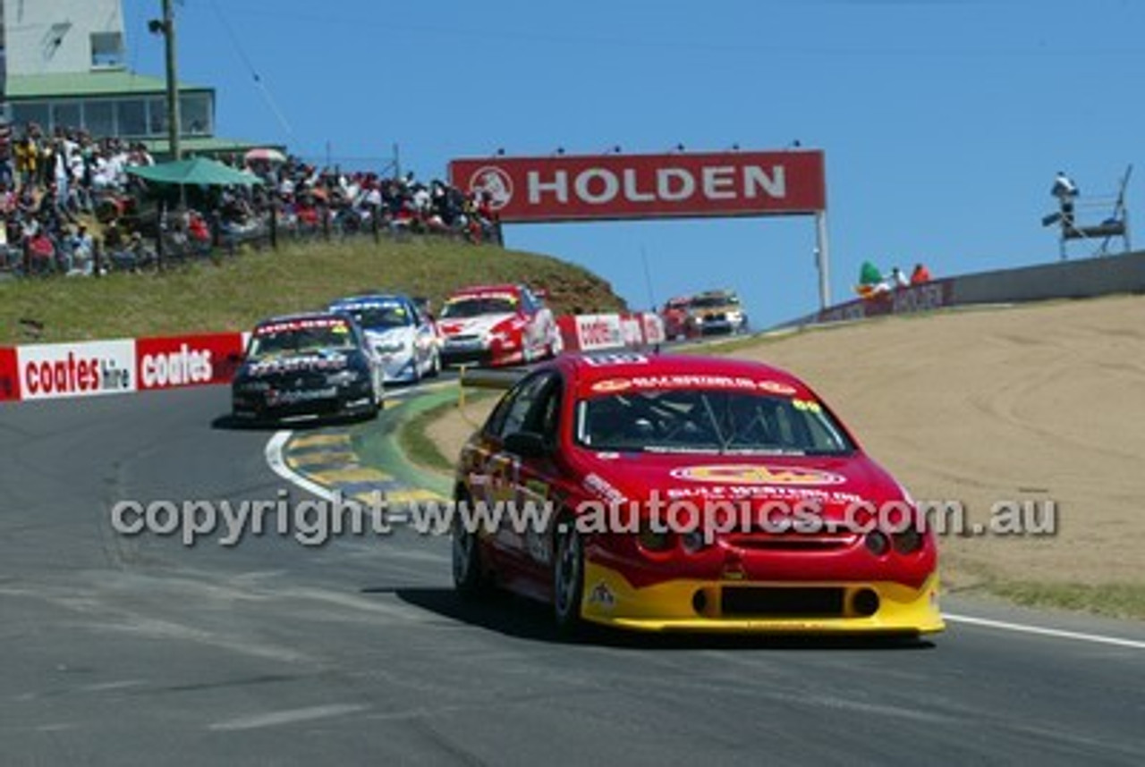 Bathurst 1000, 2003 -  Photographer Marshall Cass - Code 03-MC-B03-540