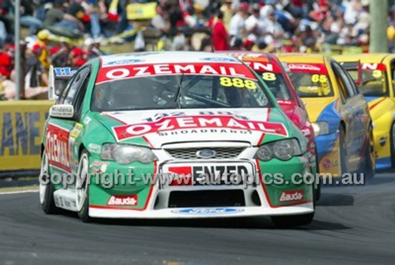Bathurst 1000, 2003 -  Photographer Marshall Cass - Code 03-MC-B03-733