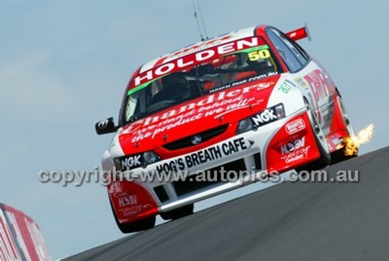 Bathurst 1000, 2004 -  Photographer Marshall Cass - Code 04-MC-B04-079