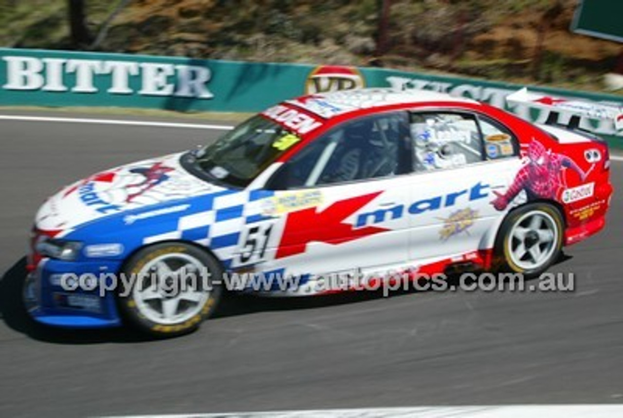 Bathurst 1000, 2004 -  Photographer Marshall Cass - Code 04-MC-B04-158