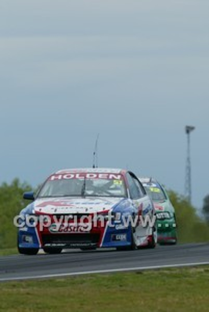 Bathurst 1000, 2004 -  Photographer Marshall Cass - Code 04-MC-B04-231