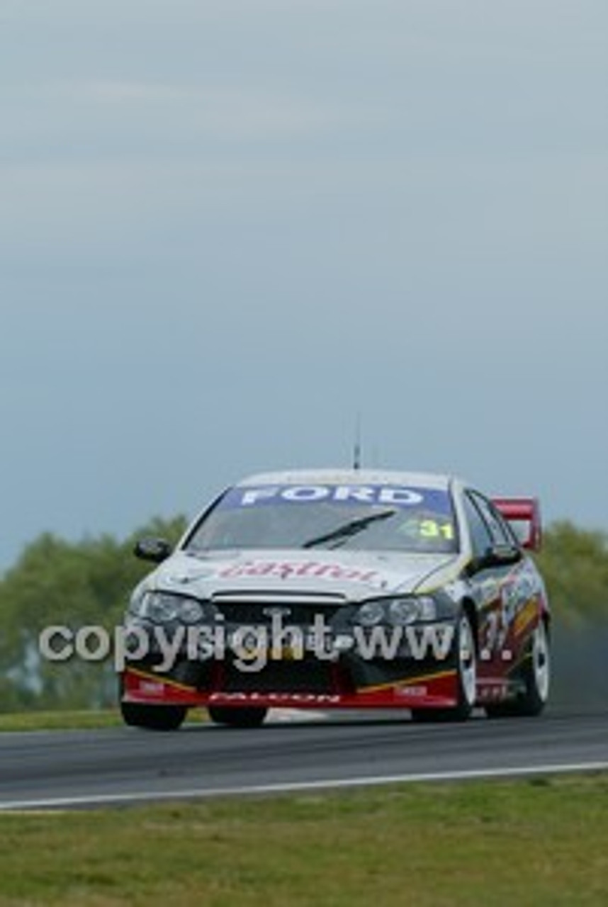 Bathurst 1000, 2004 -  Photographer Marshall Cass - Code 04-MC-B04-238