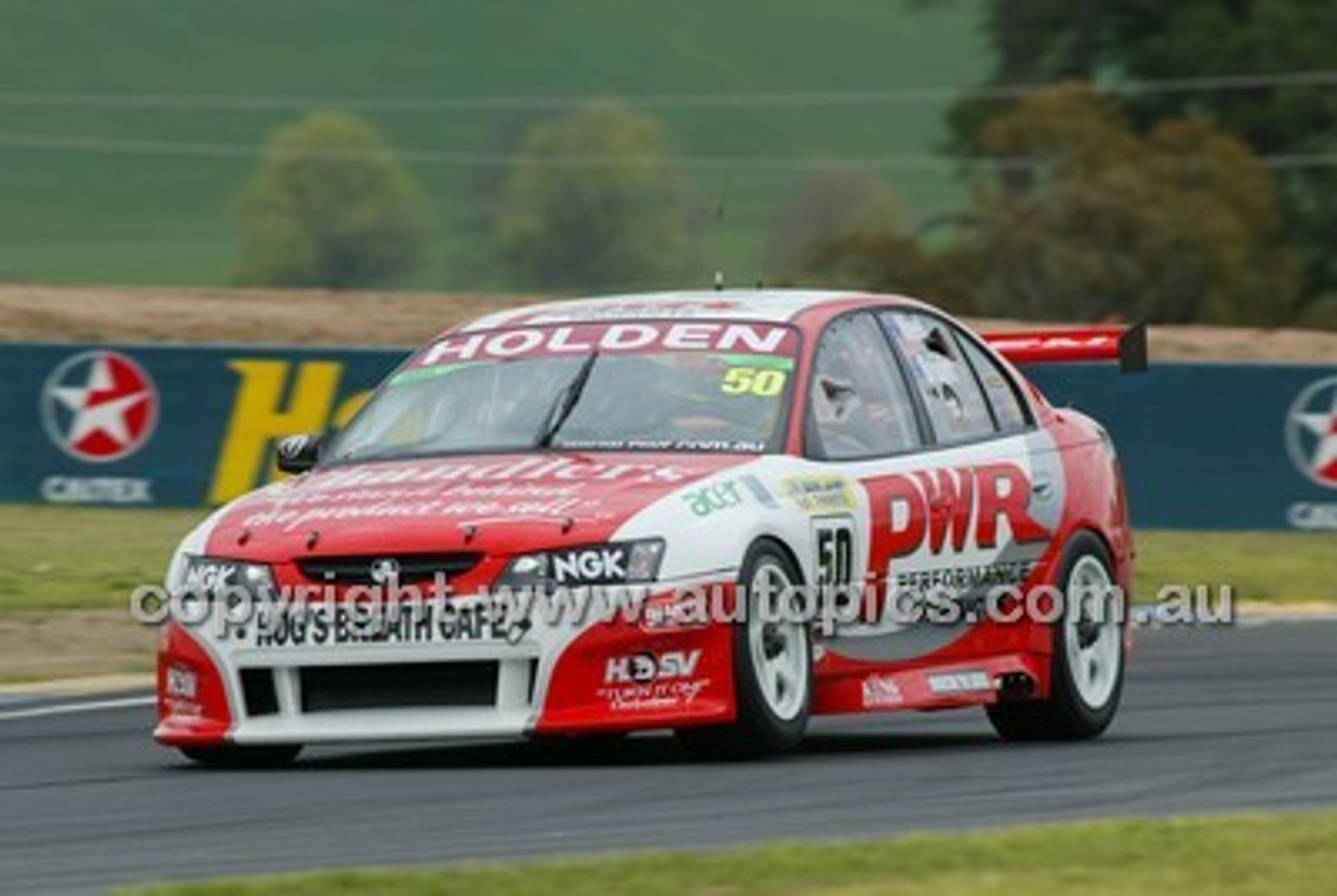 Bathurst 1000, 2004 -  Photographer Marshall Cass - Code 04-MC-B04-254