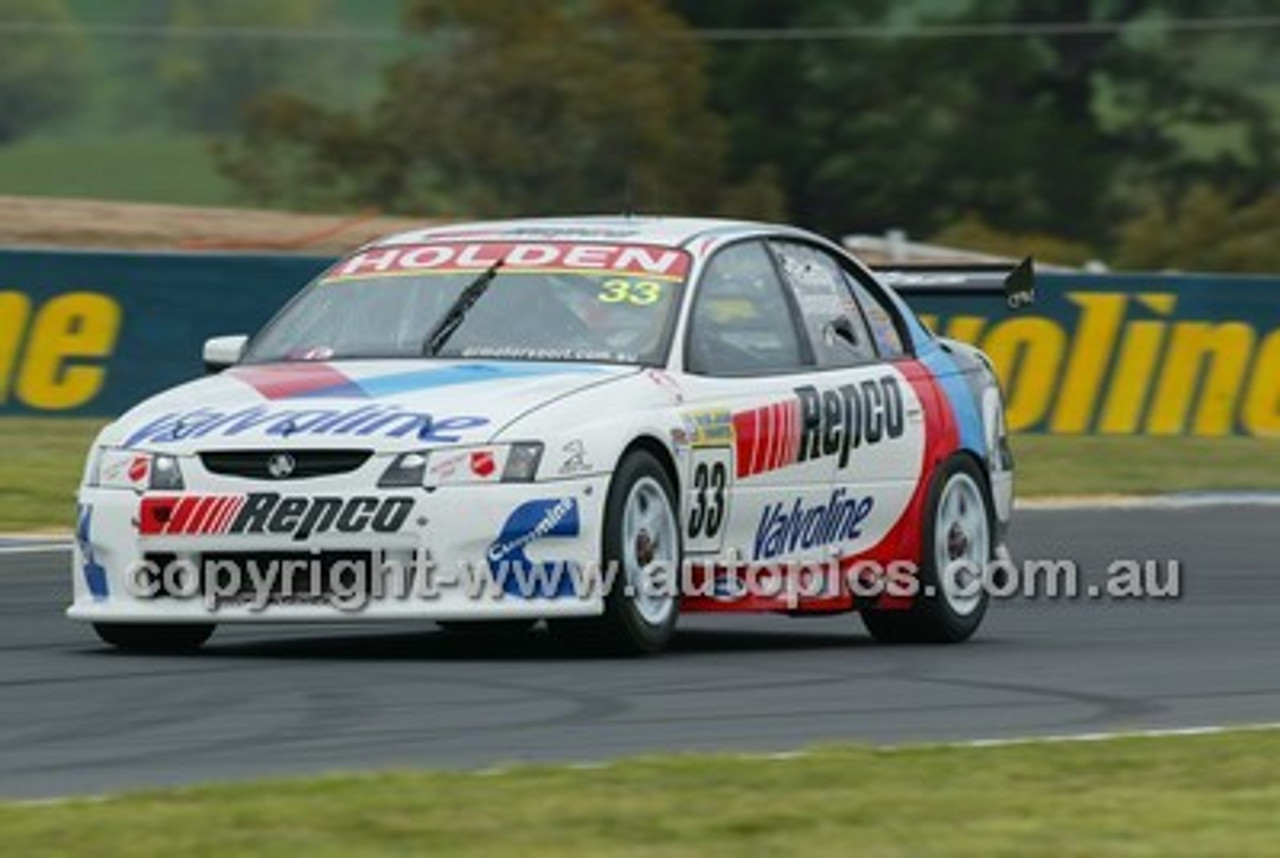 Bathurst 1000, 2004 -  Photographer Marshall Cass - Code 04-MC-B04-257