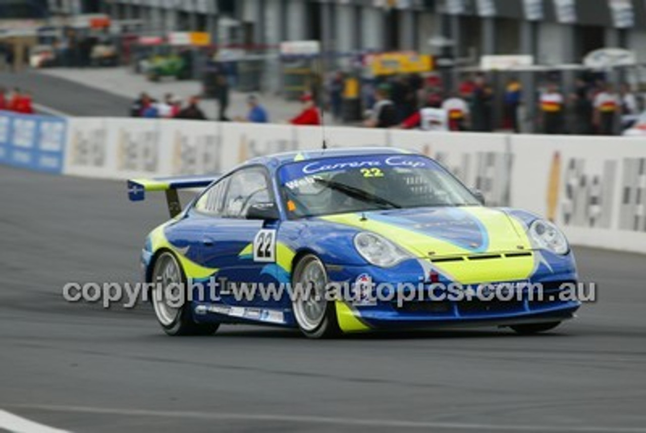 Bathurst 1000, 2004 -  Photographer Marshall Cass - Code 04-MC-B04-278