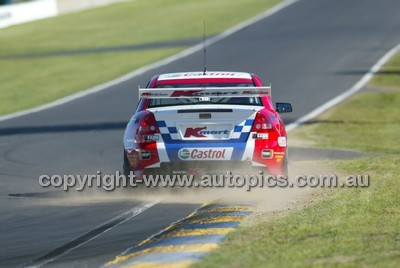 Bathurst 1000, 2004 -  Photographer Marshall Cass - Code 04-MC-B04-457