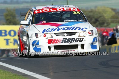 Bathurst 1000, 2004 -  Photographer Marshall Cass - Code 04-MC-B04-491