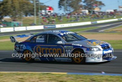 Bathurst 1000, 2004 -  Photographer Marshall Cass - Code 04-MC-B04-493