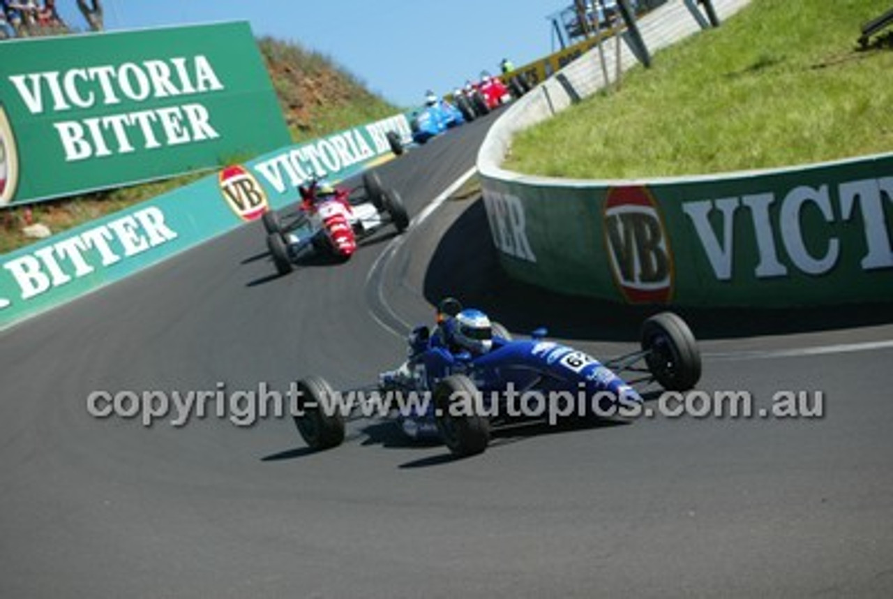 Bathurst 1000, 2004 -  Photographer Marshall Cass - Code 04-MC-B04-558