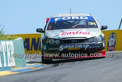 Bathurst 1000, 2004 -  Photographer Marshall Cass - Code 04-MC-B04-714