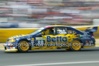 Bathurst 1000, 2004 -  Photographer Marshall Cass - Code 04-MC-B04-913