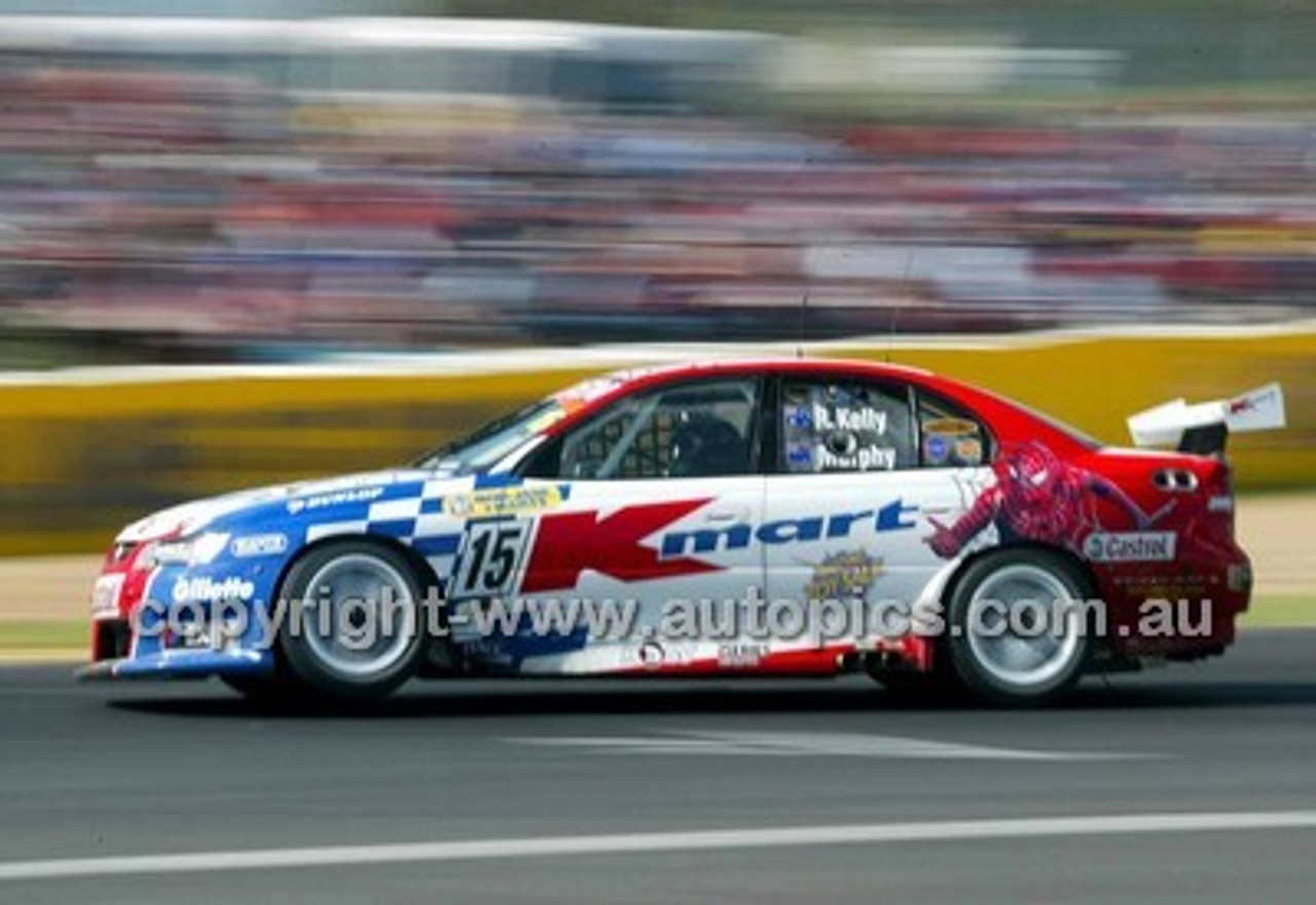 Bathurst 1000, 2004 -  Photographer Marshall Cass - Code 04-MC-B04-945