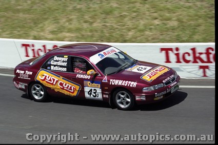 Bathurst FIA 1000 15th November 1999 - Photographer Marshall Cass - Code MC-B99-61