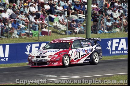 Bathurst FIA 1000 15th November 1999 - Photographer Marshall Cass - Code MC-B99-353