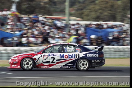 Bathurst FIA 1000 15th November 1999 - Photographer Marshall Cass - Code MC-B99-378