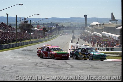 Bathurst FIA 1000 15th November 1999 - Photographer Marshall Cass - Code MC-B99-450