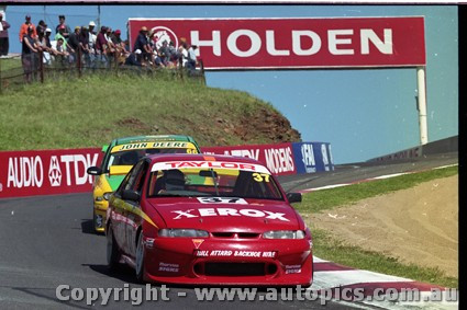 Bathurst FIA 1000 15th November 1999 - Photographer Marshall Cass - Code MC-B99-502