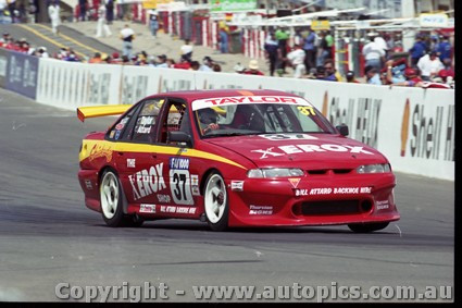 Bathurst FIA 1000 15th November 1999 - Photographer Marshall Cass - Code MC-B99-554
