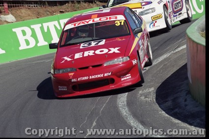 Bathurst FIA 1000 15th November 1999 - Photographer Marshall Cass - Code MC-B99-607