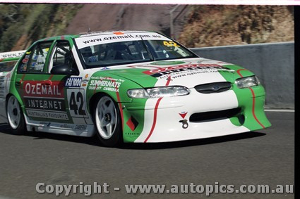 Bathurst FIA 1000 15th November 1999 - Photographer Marshall Cass - Code MC-B99-914