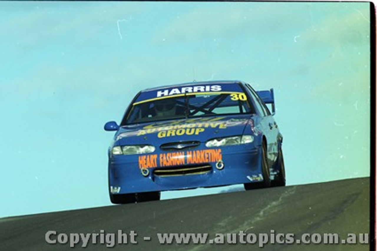 Bathurst FIA 1000 15th November 1999 - Photographer Marshall Cass - Code MC-B99-1002