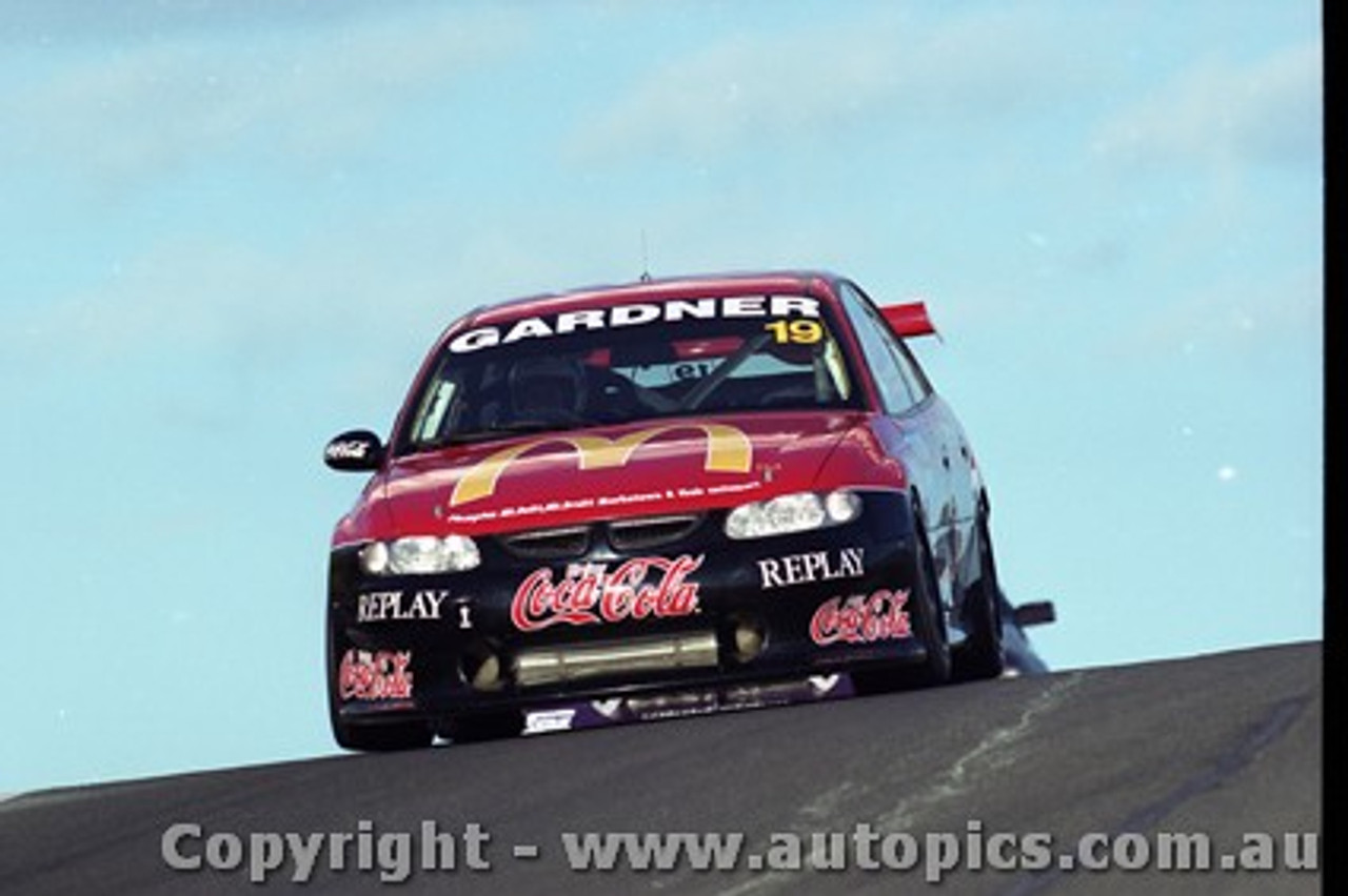 Bathurst FIA 1000 15th November 1999 - Photographer Marshall Cass - Code MC-B99-1004