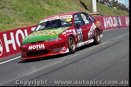 Bathurst FIA 1000 15th November 1999 - Photographer Marshall Cass - Code MC-B99-1054
