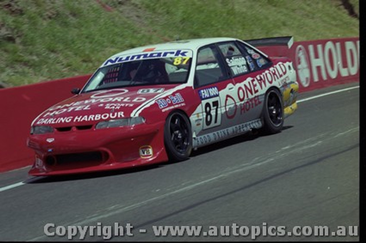 Bathurst FIA 1000 15th November 1999 - Photographer Marshall Cass - Code MC-B99-1056