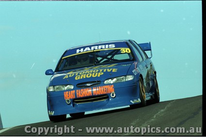 Bathurst FIA 1000 15th November 1999 - Photographer Marshall Cass - Code MC-B99-1126