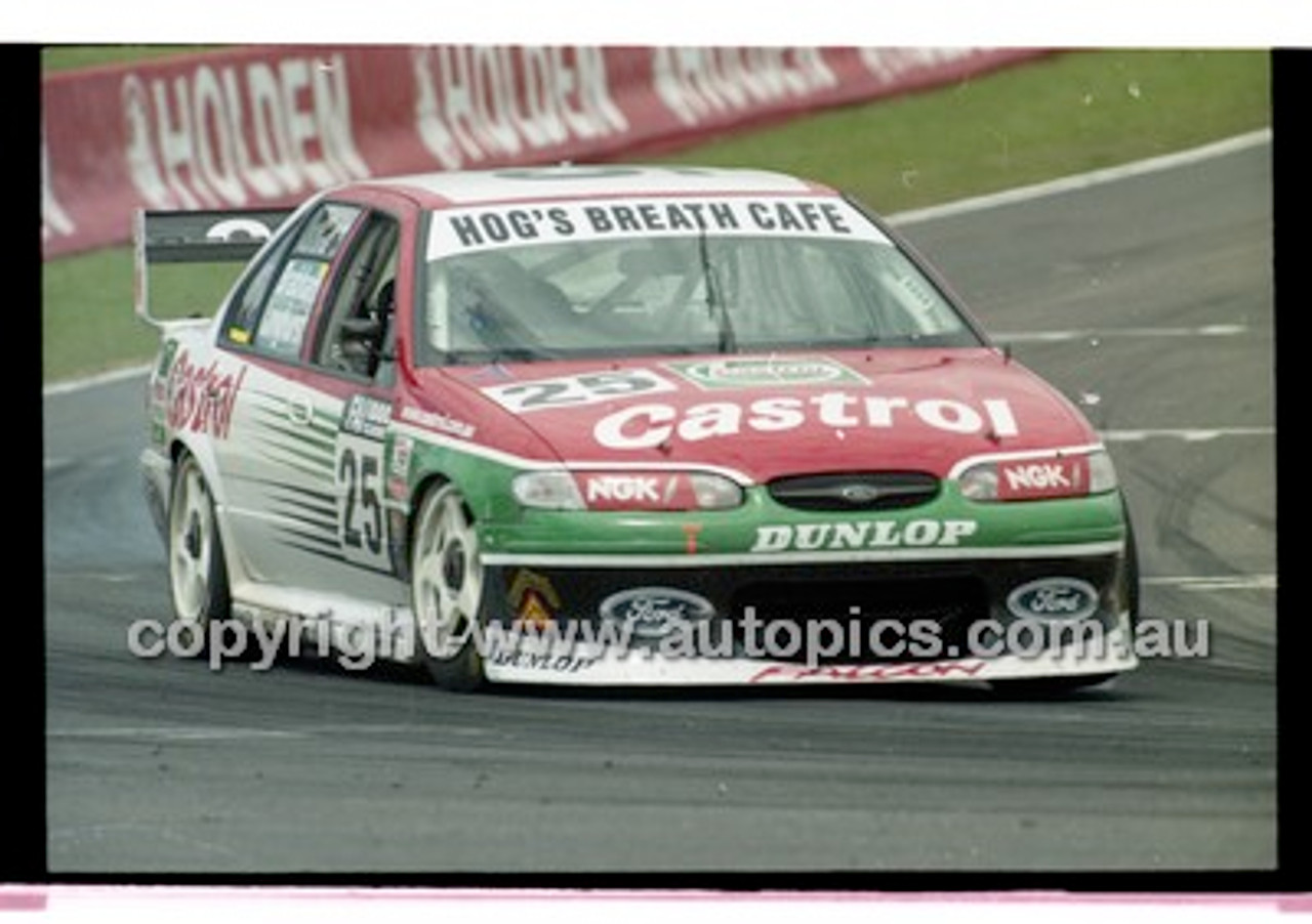 Bathurst FIA 1000 1998 - Photographer Marshall Cass - Code MC-B98-1054