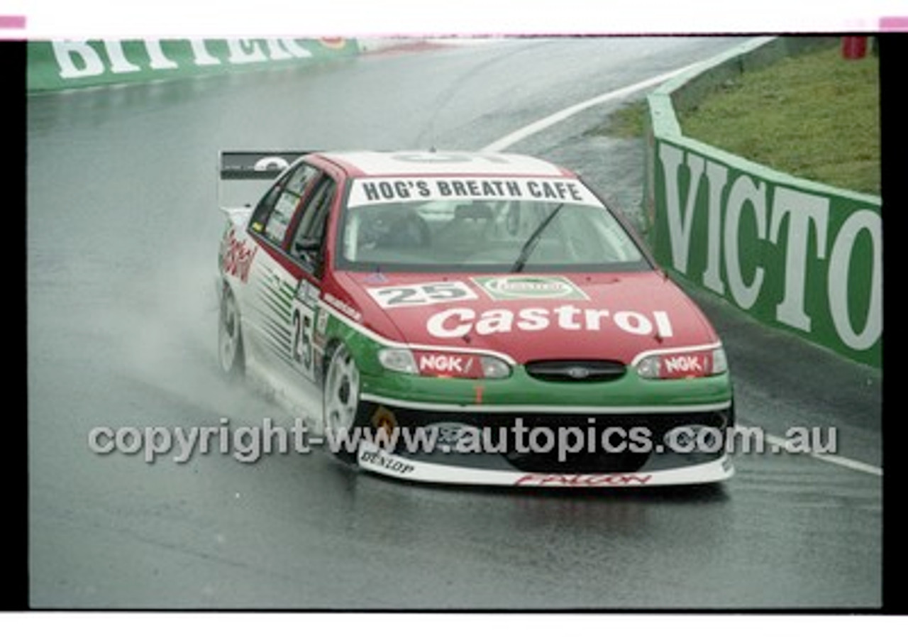 Bathurst FIA 1000 1998 - Photographer Marshall Cass - Code MC-B98-1071