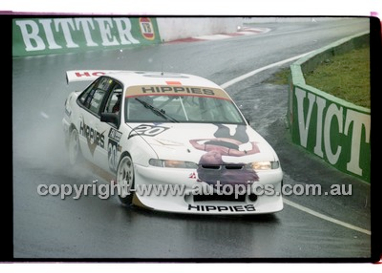 Bathurst FIA 1000 1998 - Photographer Marshall Cass - Code MC-B98-1090