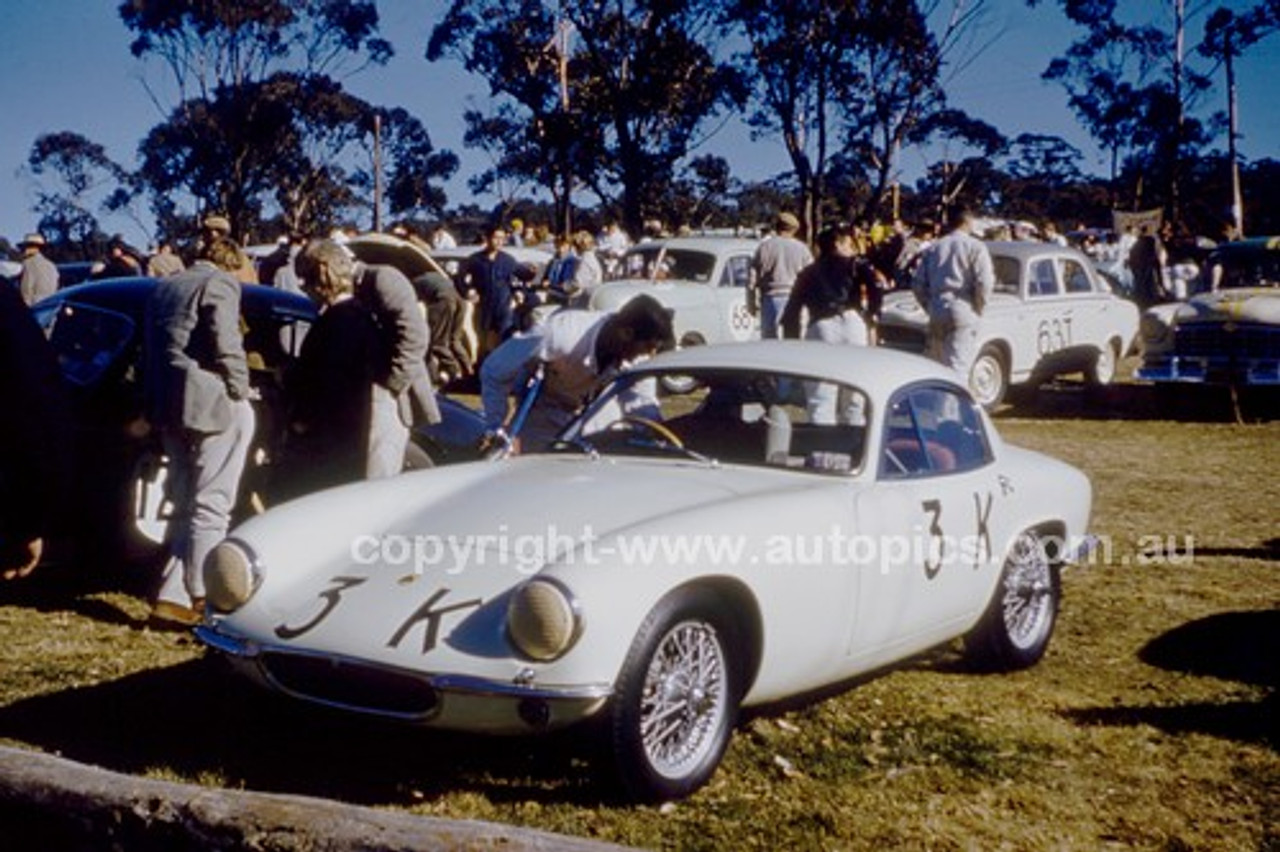 63424 - Leo Geoghegan, Lotus Elite - Catalina Park Katoomba 1963