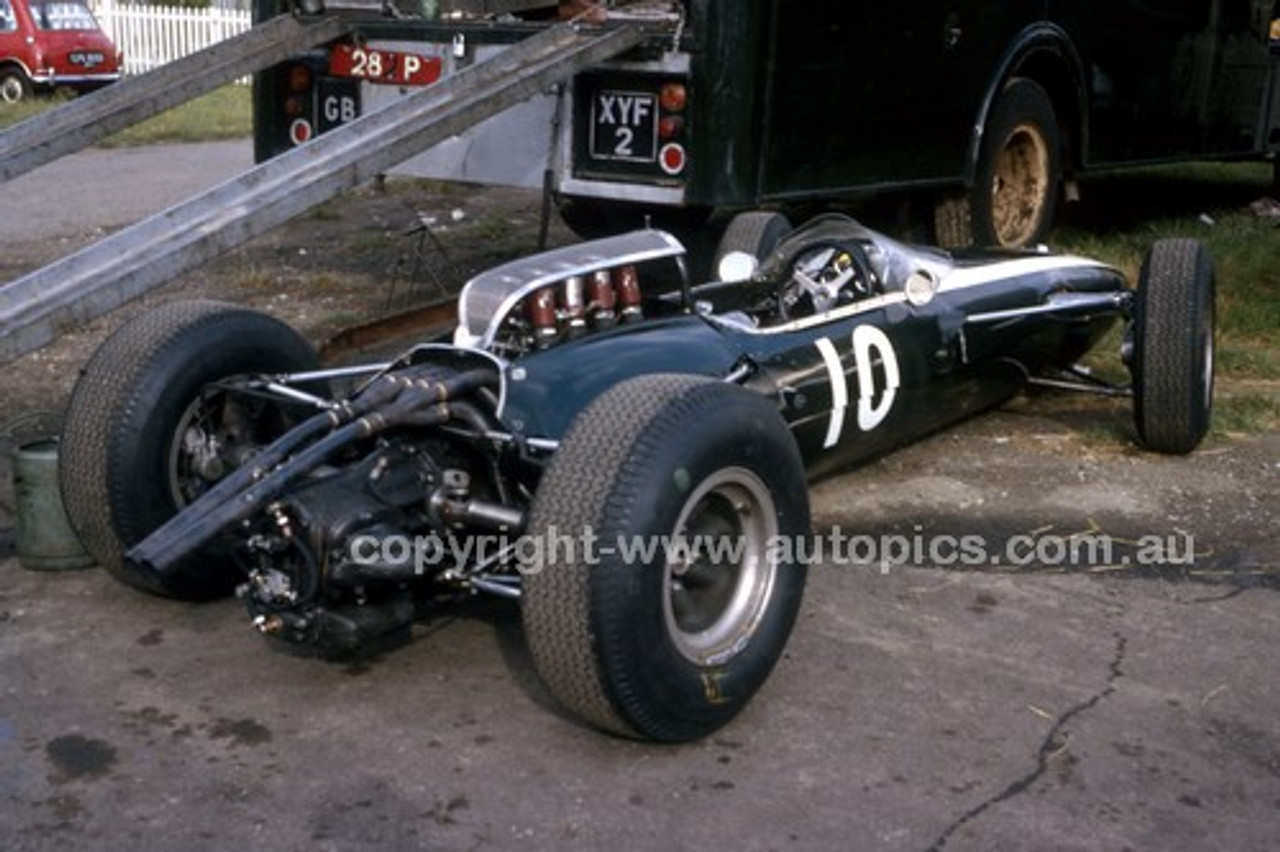 64574 -  Phil Hill, Cooper Climax T73 - British Grand Prix, Brands Hatch 1964