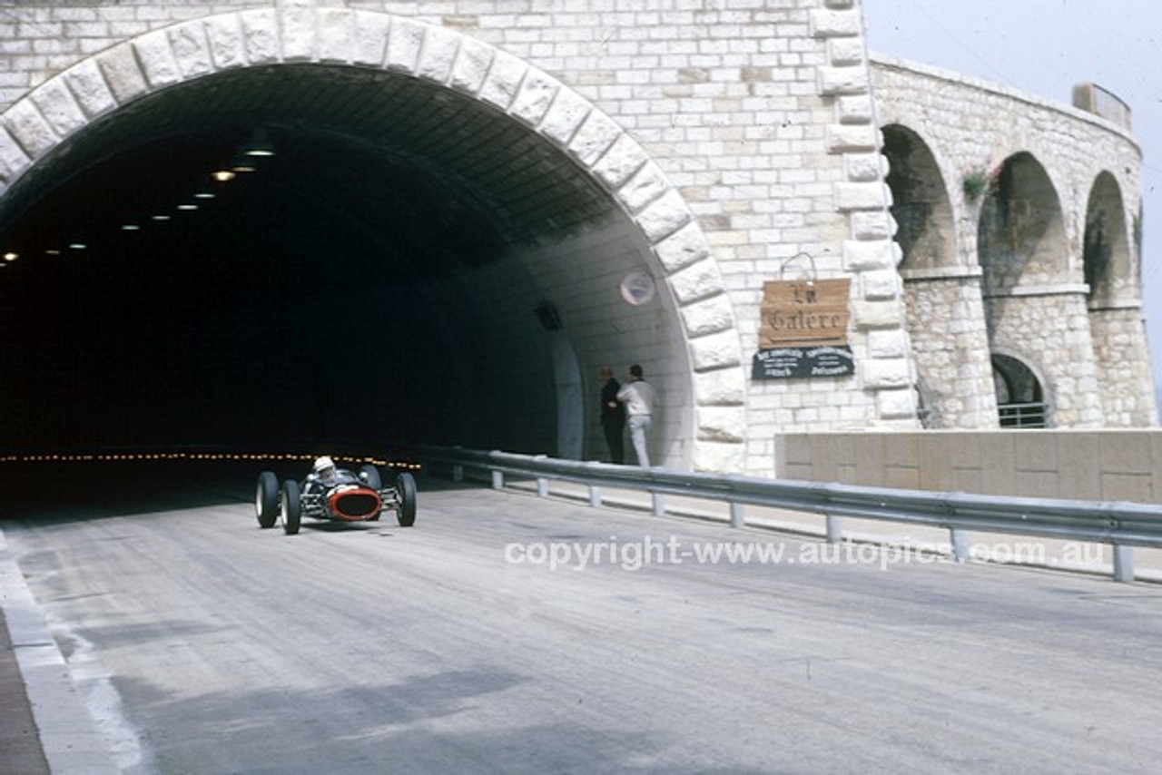 62572 -  John Surtees, Lola Climax - Monarco Grand Prix 1962