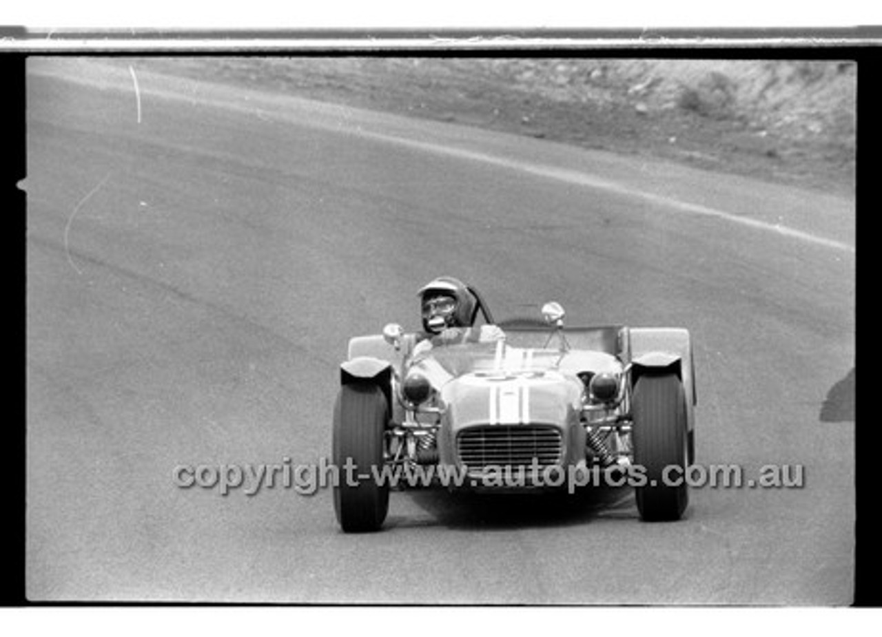 Ronald Hertel Lotus - Amaroo Park 13th September 1970 - 70-AM13970-096