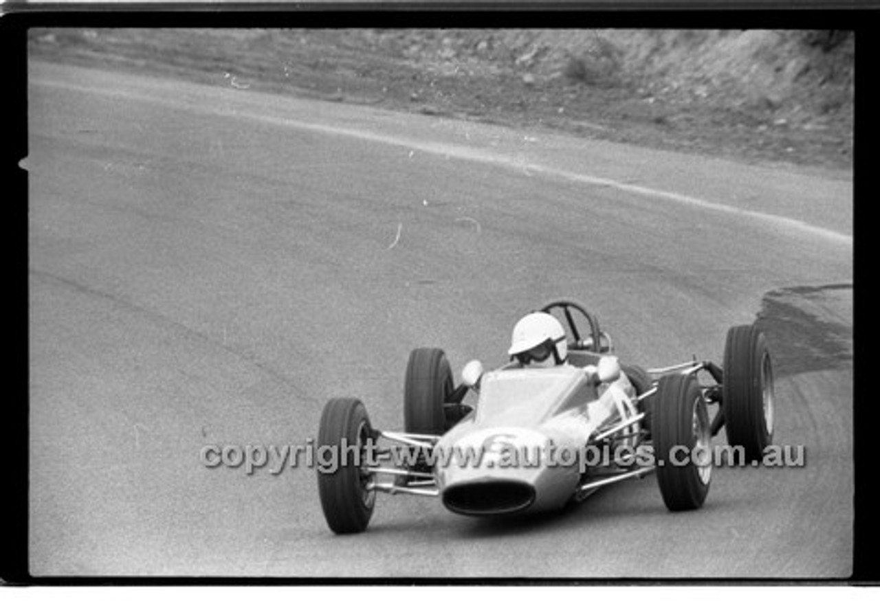 Bob Beasley Bowin Formula Ford - Amaroo Park 13th September 1970 - 70-AM13970-149
