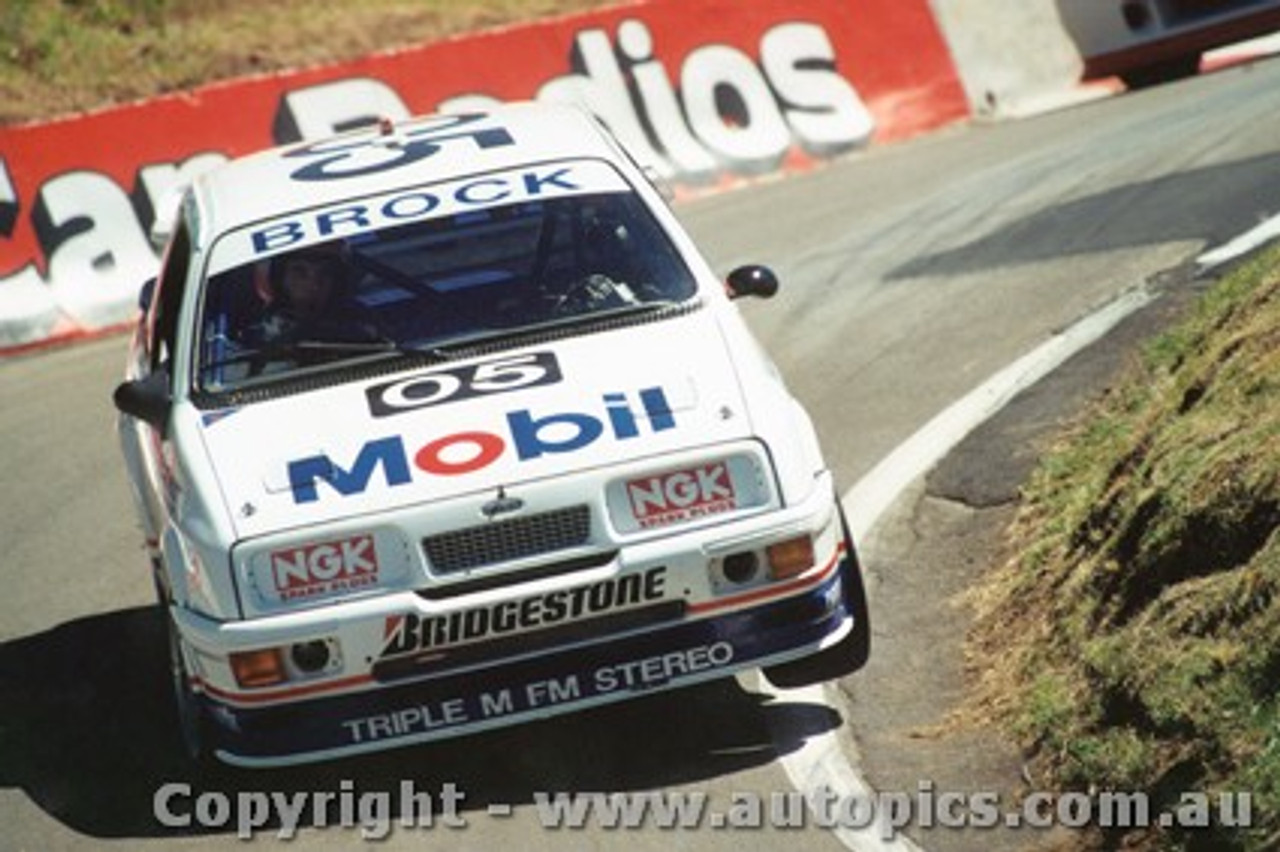 89706  -  P. Brock / A. Rouse    Bathurst 1989  Ford Sierra RS500