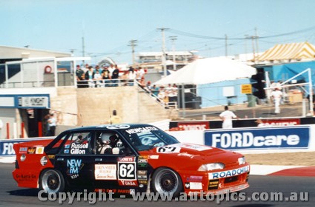 94709  -  Russell / Gillon    Bathurst 1994  Holden Commodore VL