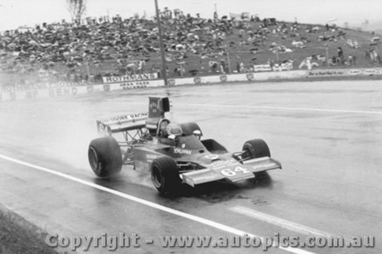 76611  -  V.Schuppan - Lola T332  -  Tasman Series 1976 - Oran Park