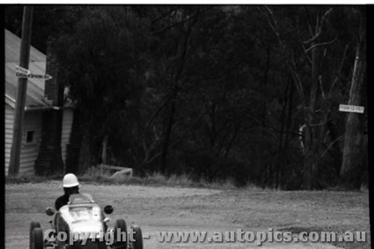 Hepburn Springs - All images from 1960 - Photographer Peter D'Abbs - Code HS60-5