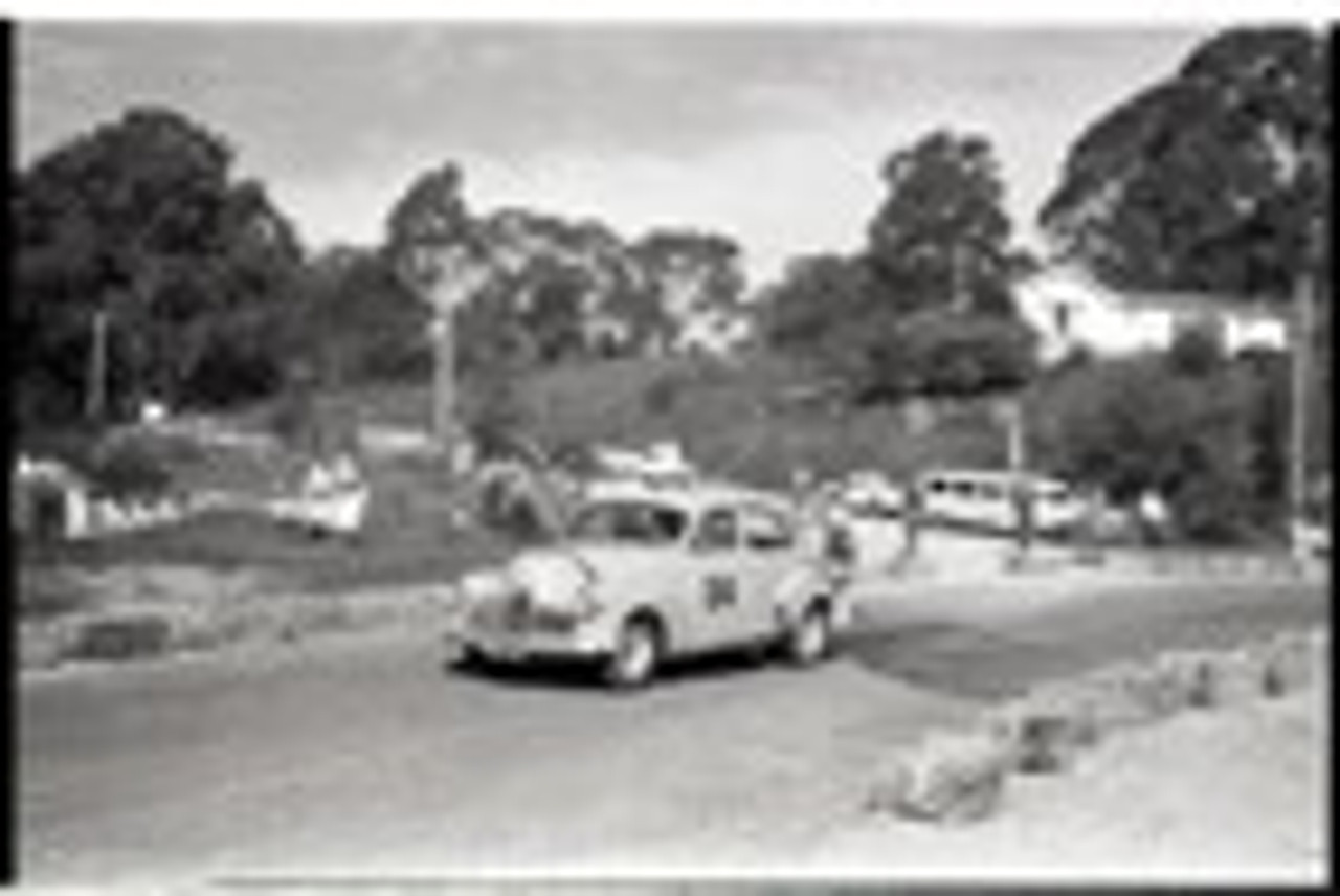 Hepburn Springs - All images from 1960 - Photographer Peter D'Abbs - Code HS60-28