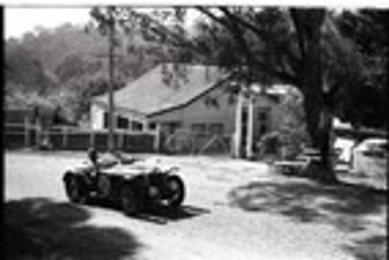 Hepburn Springs - All images from 1960 - Photographer Peter D'Abbs - Code HS60-31