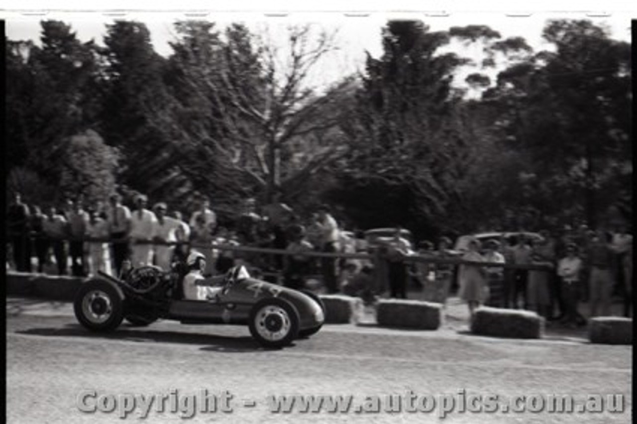 Hepburn Springs - All images from 1960 - Photographer Peter D'Abbs - Code HS60-33