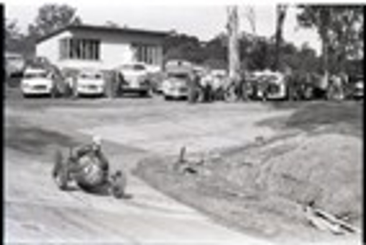 Hepburn Springs - All images from 1960 - Photographer Peter D'Abbs - Code HS60-71