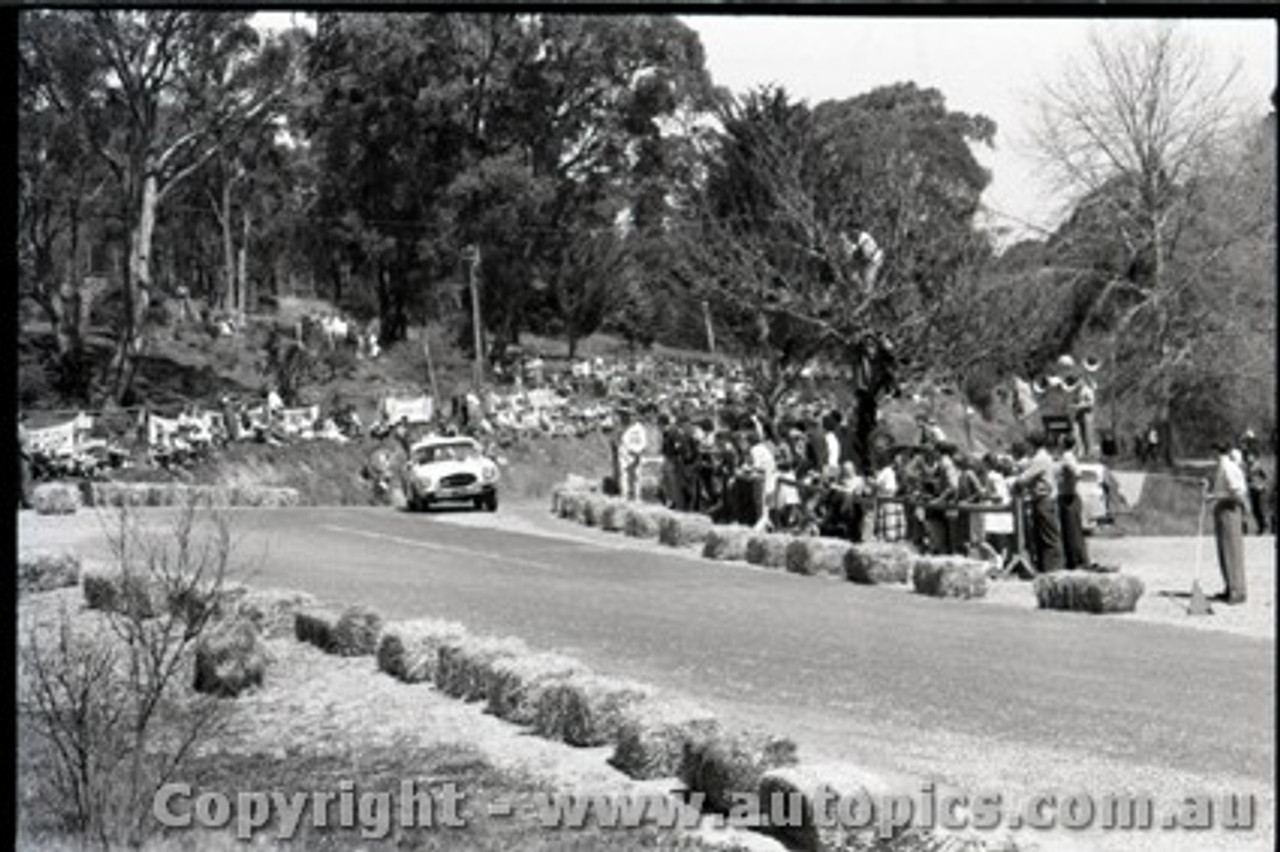 Hepburn Springs - All images from 1960 - Photographer Peter D'Abbs - Code HS60-101